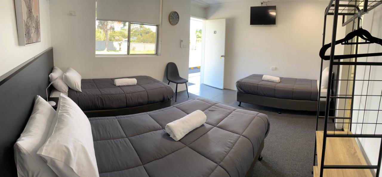 The Seaview Tavern Motel ウールグールガ エクステリア 写真